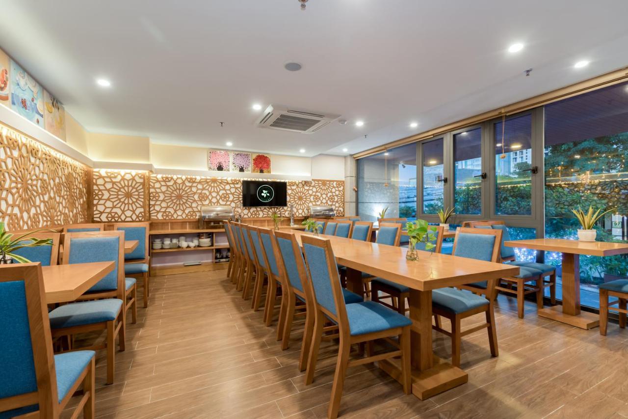 Smeraldo Hotel&Apartment Da Nang Buitenkant foto